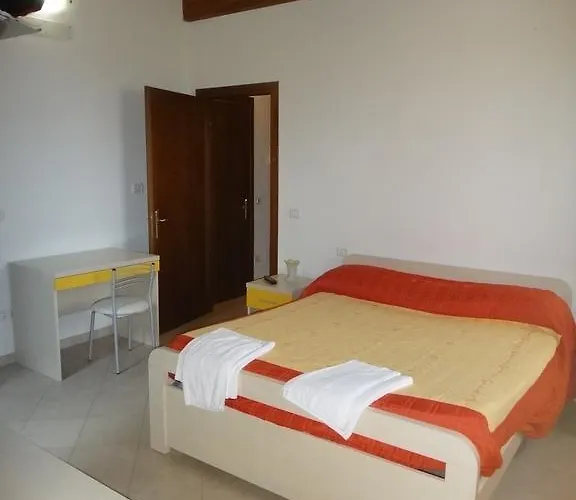 San Valentino مزرعة للإقامة *